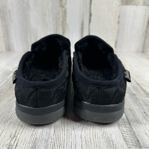 New ZODIAC Women's Preston Black Slippers #570 - Picture 2 of 8